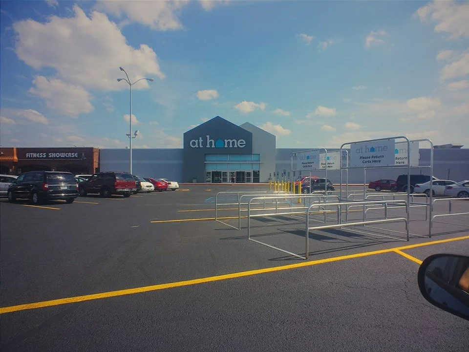 At Home Retail Center